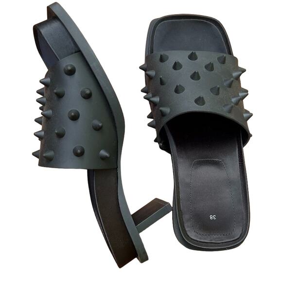 SALE!!!H&M Innovation Cherish Black Studded Mules Size 38 - Picture 1 of 8